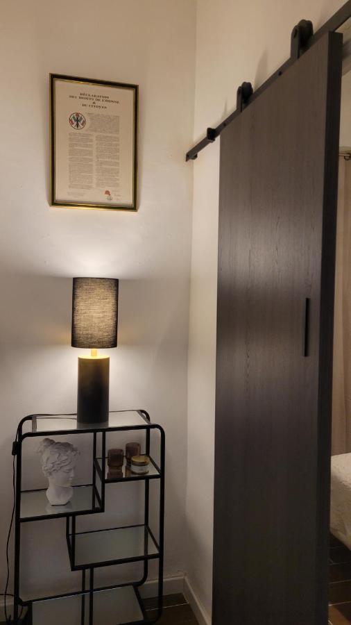 Apartmán La Loge De Madame Soleil Orange  Exteriér fotografie
