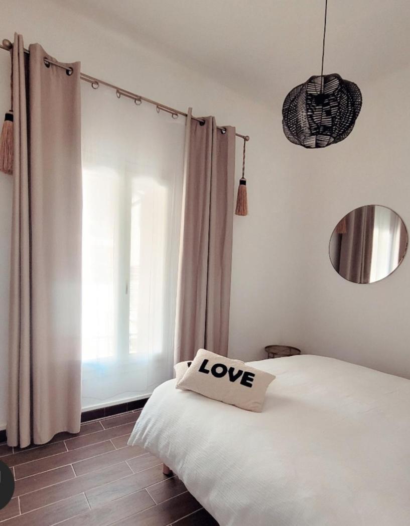 Apartmán La Loge De Madame Soleil Orange  Exteriér fotografie
